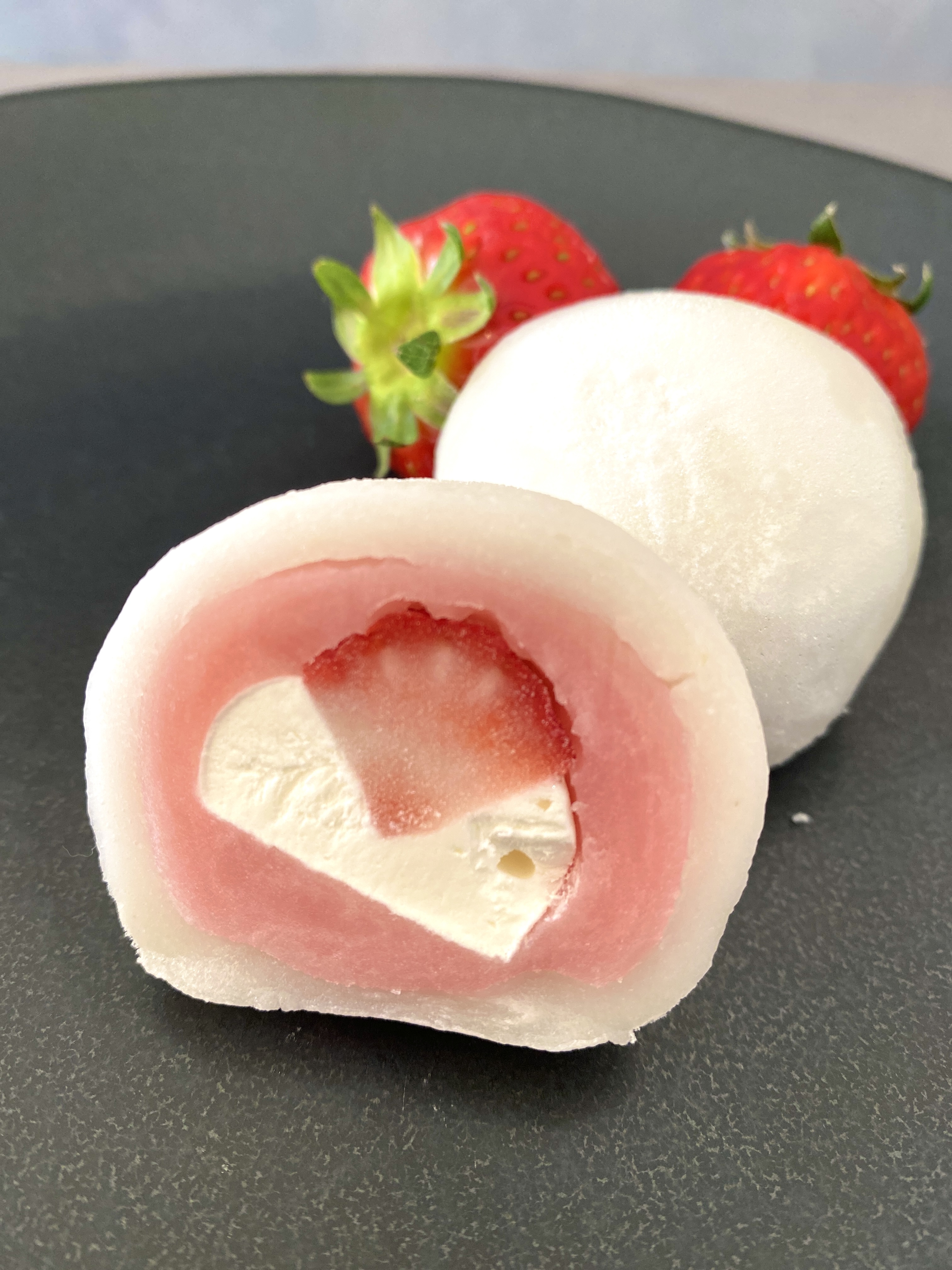 いちごオレ大福(春季限定)